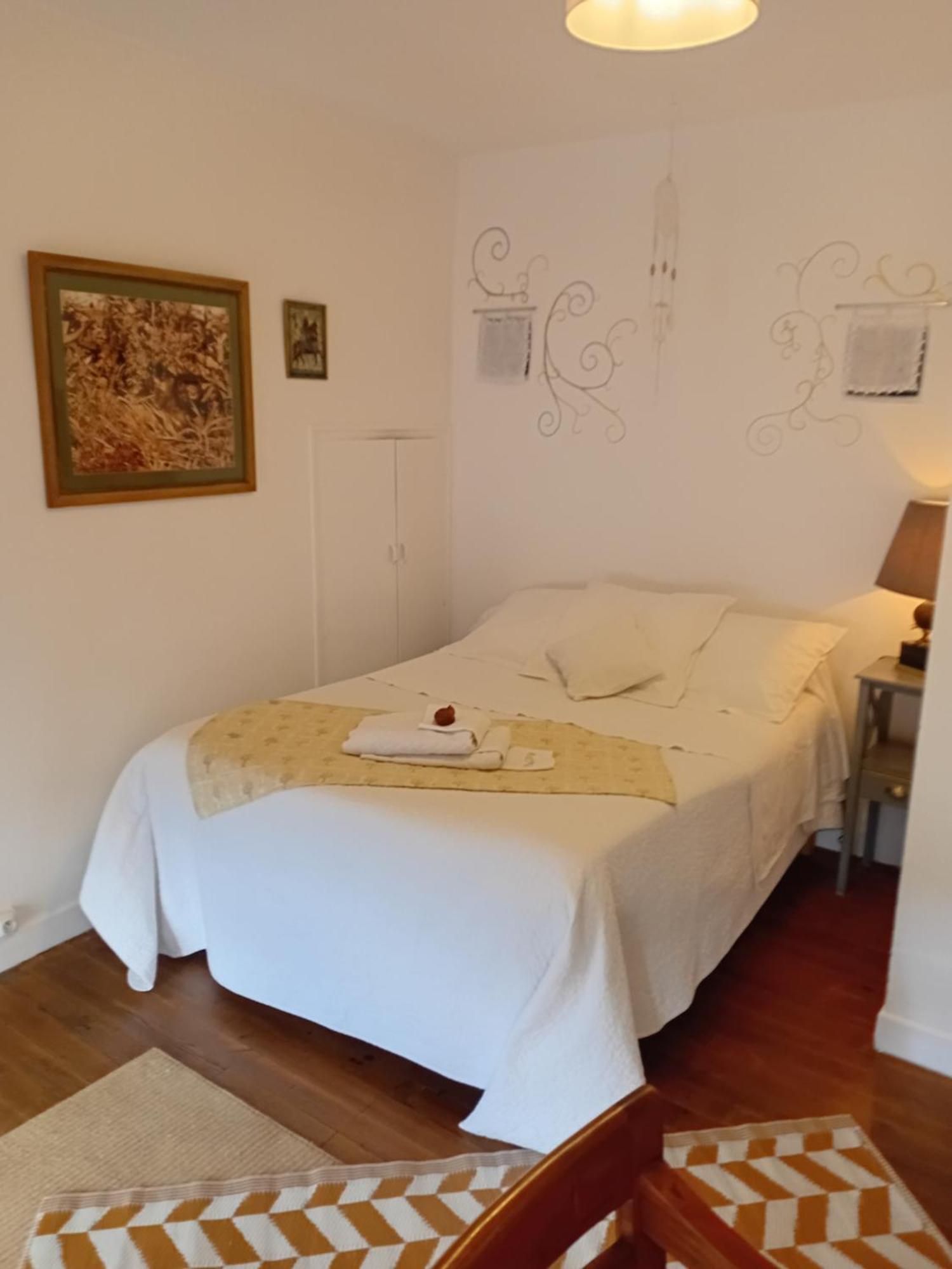 La Maison De Natasha Castillon-en-Couserans Exterior photo