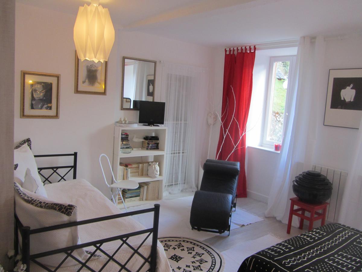 La Maison De Natasha Castillon-en-Couserans Exterior photo